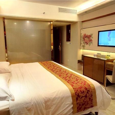 Vienna Hotel Sanya Sanya Bay Bagian luar foto