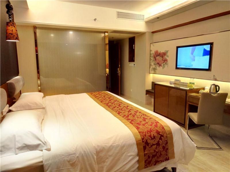 Vienna Hotel Sanya Sanya Bay Bagian luar foto