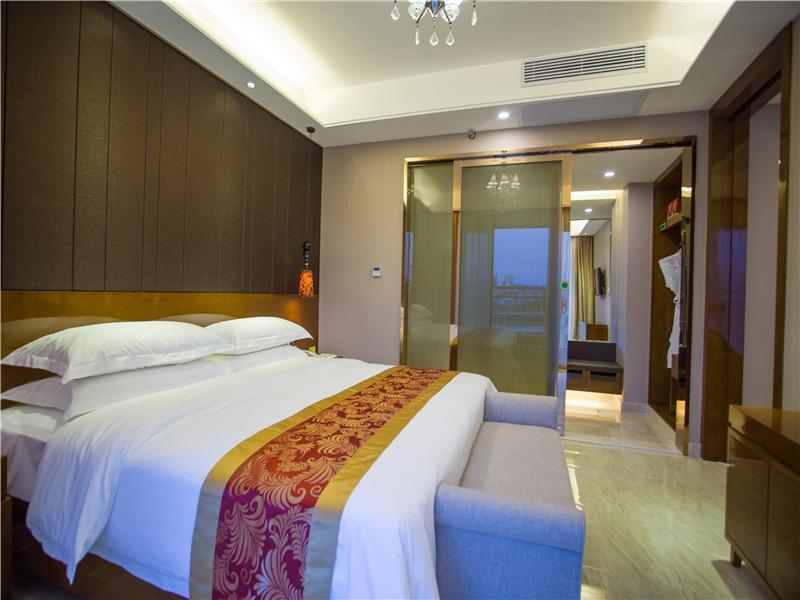 Vienna Hotel Sanya Sanya Bay Bagian luar foto